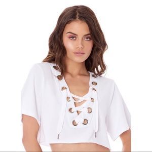 NWT LF Emma & Sam Cropped Lace Up Tee